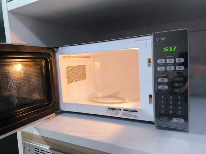 Micro-ondas Consul 20 Litros