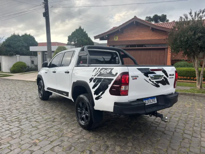 Toyota Hilux CD SR Chall. 4X4 2.8 TDI Dies Aut. 2018