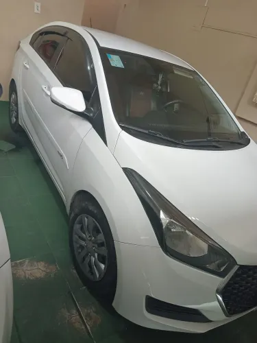 Hyundai HB20S C.plus/c.style1.0 Flex 12V Mec. 4P 2019