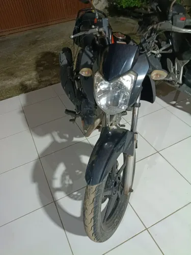 Pra vender rápido moto em ótimo estado.