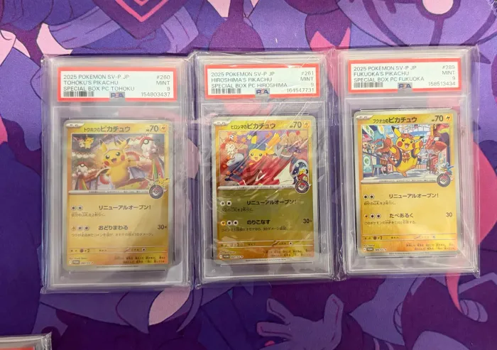 TRIO PIKACHU POKEMON CENTER PSA 9