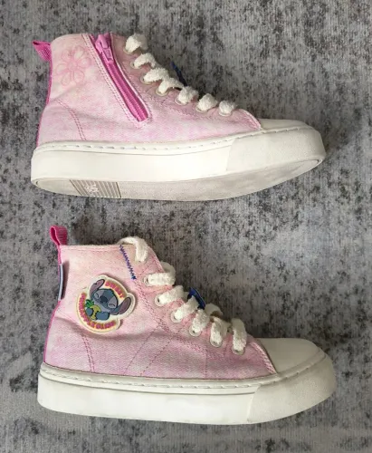 Tênis Zara Stitch tamanho 31 cano alto rosa com cadarço e zíper muito pouco usado<br>