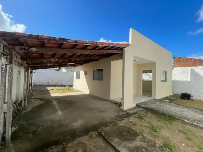 São Gonçalo do Amarante, ótimos 02 quartos, toda reformada, gaeagem coberta para 02 veicul