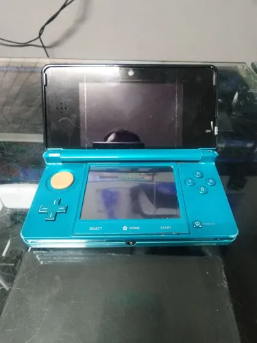 Leia o anúncio por gentileza Nintendo 3ds Old com marcas de uso sd 4g com jogos sem caixa