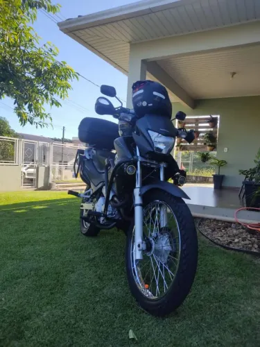Falcon 400i 2013