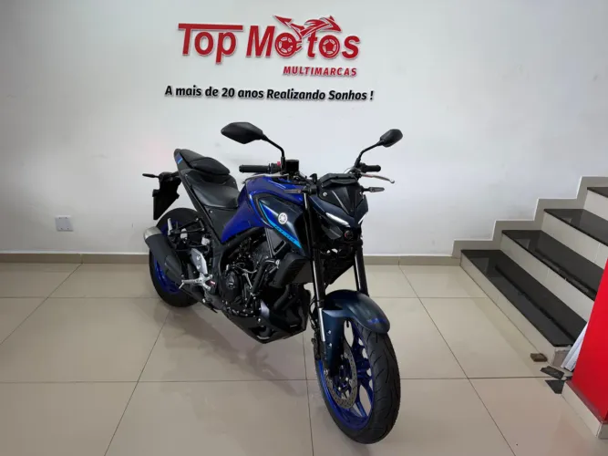 Yamaha MT-03 Gasolina Manual