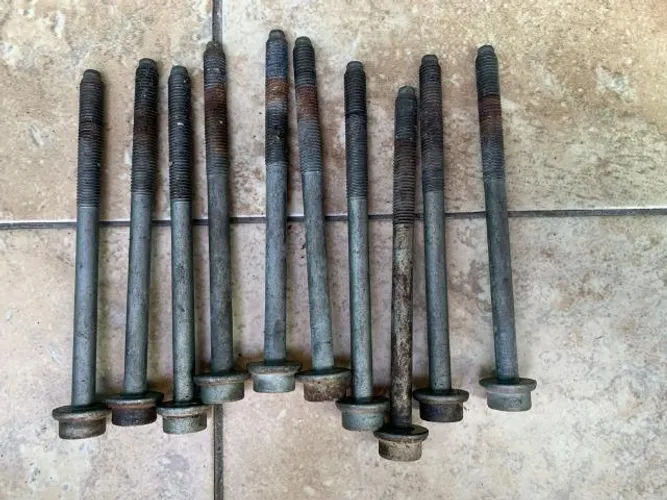 Jogo de parafuso cabeçote vw fox ou gol g4 g5 ou g6 original