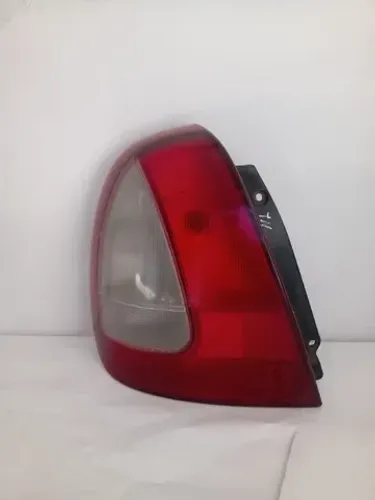 Lanterna traseira esquerda Daewoo Nubira ano 1997