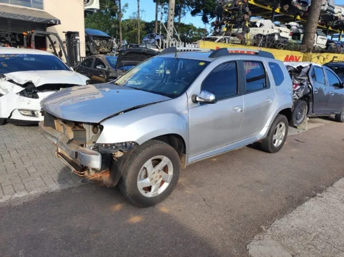 Sucata Duster 2.0 2015 Retirada de peças