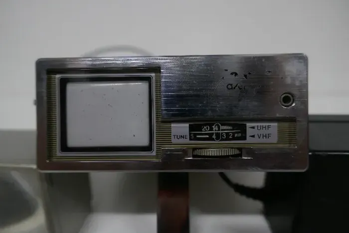 tv antiga portatil panasonic
