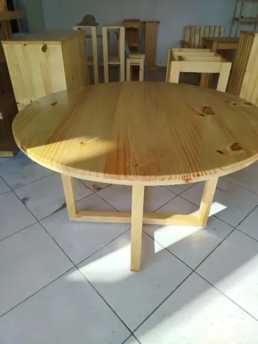Mesa de jantar redonda 6 cadeiras. Pinus. Rústico 