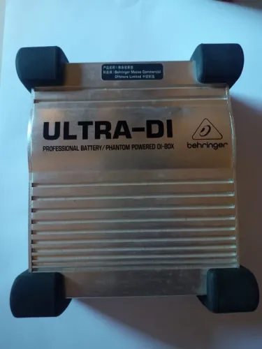 Caixa Direct Box Behringer ULTRA-DI