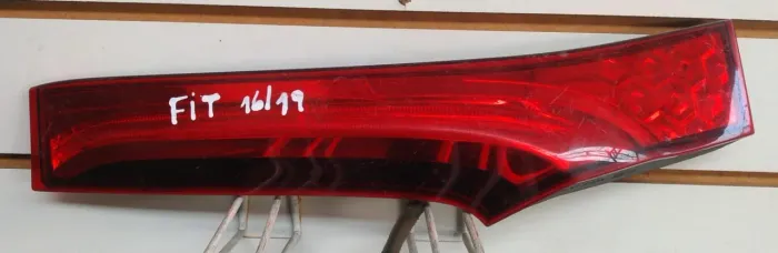 LANTERNA HONDA FIT 19 LH