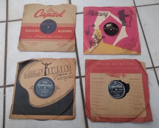 Lote com 4 discos antigos 78 rotacoes - baquelite