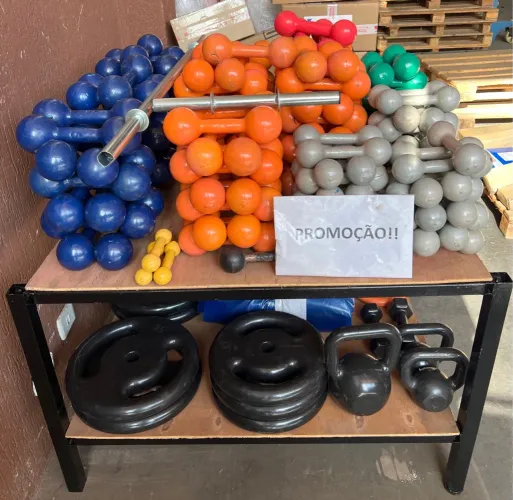Anilhas, Halteres e Kettlebells Emborrachados (Imperfeições no Revestimento)
