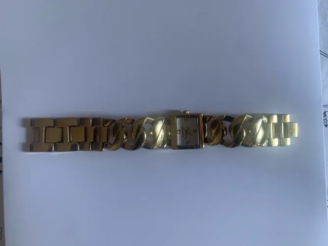 Relógio Michael Kors dourado.Original.