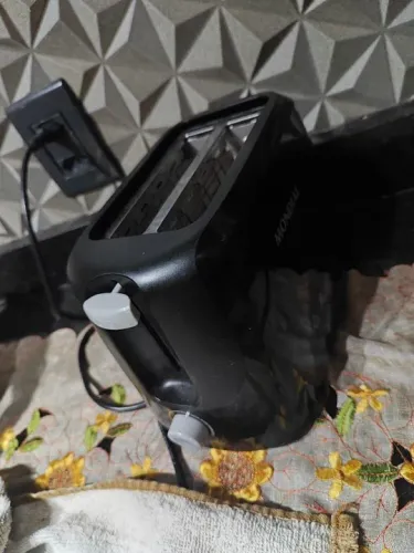 Torradeira Mondial - seminova