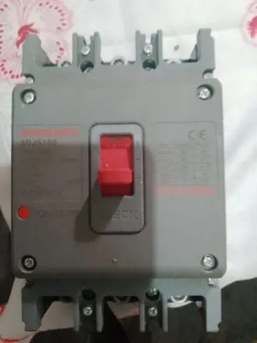 Disjuntor 160 Amperes