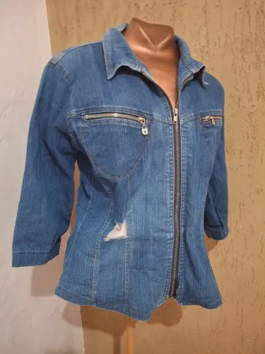 Jaqueta Jeans Feminina com cadeados tm M
