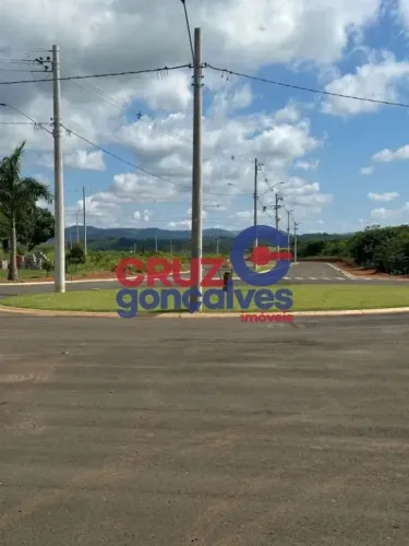 Terreno á venda em condomínio exclusivo em Zona Rural, Corumbataí