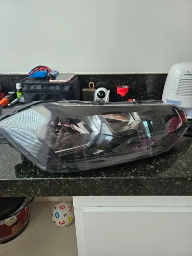 FAROL DO POLO MASCARA NEGRA ORIGINAL LADO ESQUERDO/PASSAGEIRO LEIA O ANÚNCIO