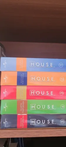 BOX Dr House 1a a 5a temporada