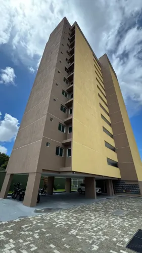 APT 204, Apartamento com 03 quartos, 02 banheiros, 02 vagas, pronto para morar