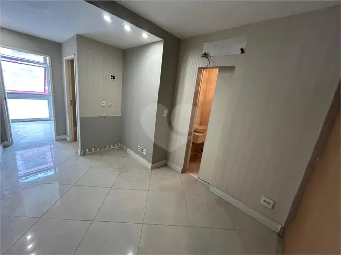 Sala à venda no condomínio Edificio Magnus, Rio de Janeiro - RJ