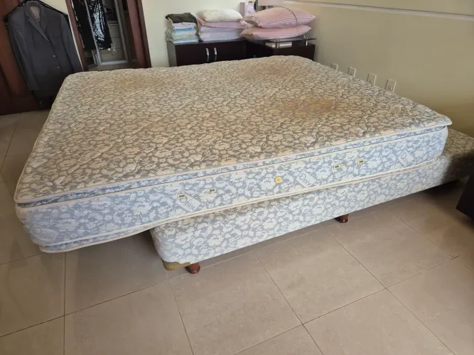 Conjunto Cama Box King Size Ônix Versaillesles usado