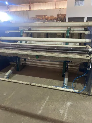 conjunto de maquinas pra fabricar higienico , rebobinadeira ,tubeteira,serra