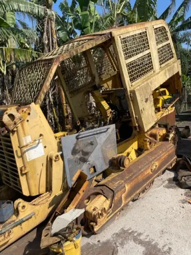 TRATOR D41E KOMATSU PARA RETIRADA DE PEÇAS