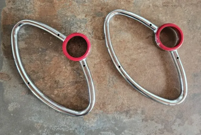 2 Apoios de pés para banqueta tulipa novos