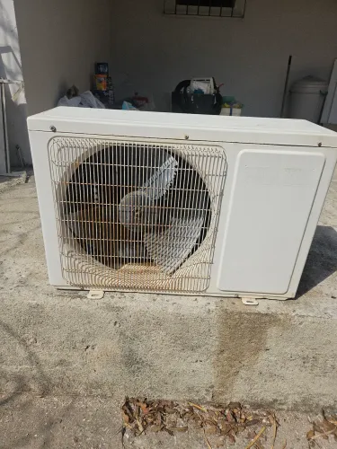 Condensadora Consul Inverter 9000 btus.