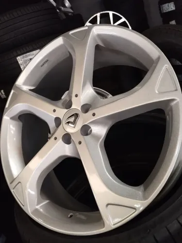 Rodas Mercedes Advance Aro 20x7,5 5X100 Ler anúncio 