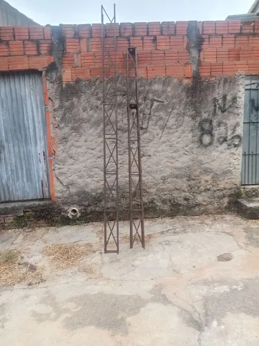 Tore para antena de Ferro para Área Externa acompanha camo de ferro de 6 metros 