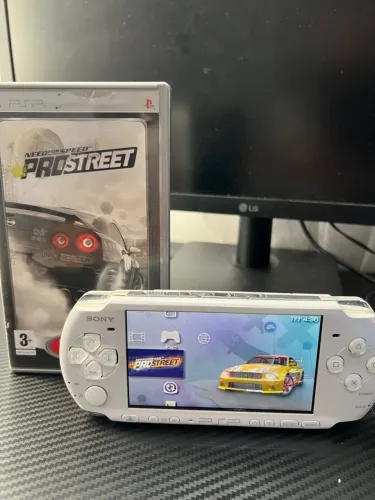 Jogo para PSP Need for Speed ProStreet