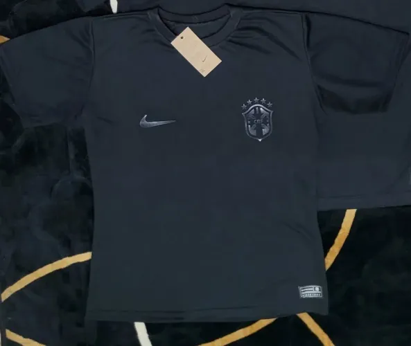 Camisa Brasil feminina toda preta