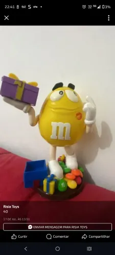 M e M estátua plástico