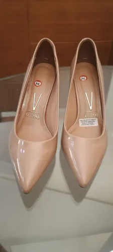 Sapato Vizzano Bege novo