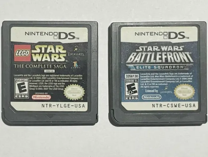 2 CARTUCHOS NINTENDO DS LEGO STAR WARS e STAR WATS BATTLEFRONT ORIGINAIS AMERICANO