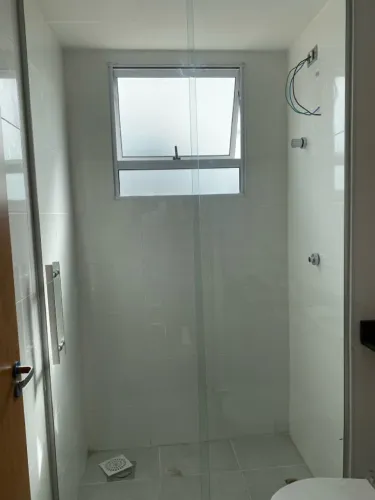 Faça seu orçamento gratuito sem compromisso comigo Box, portas, janelas,  espelhos