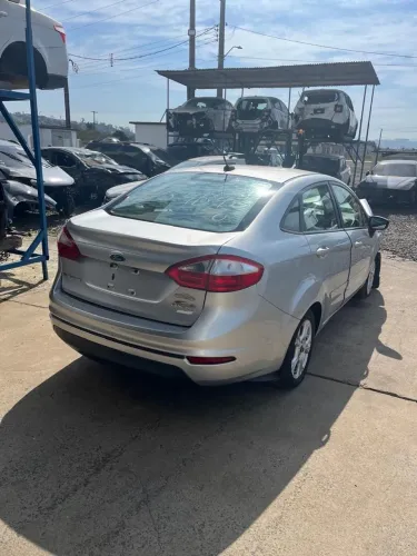 Sucata disponível em peças Fiesta Sedan 1.6 16V Ano 2014