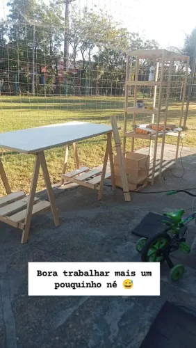 Mesinha desmontável 