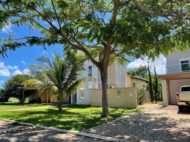 Vendo casa no condomínio Polinésia 1.850.000