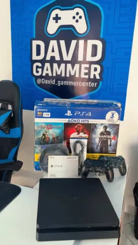 PS4 SLIM 1TB COM 2 CONTROLES