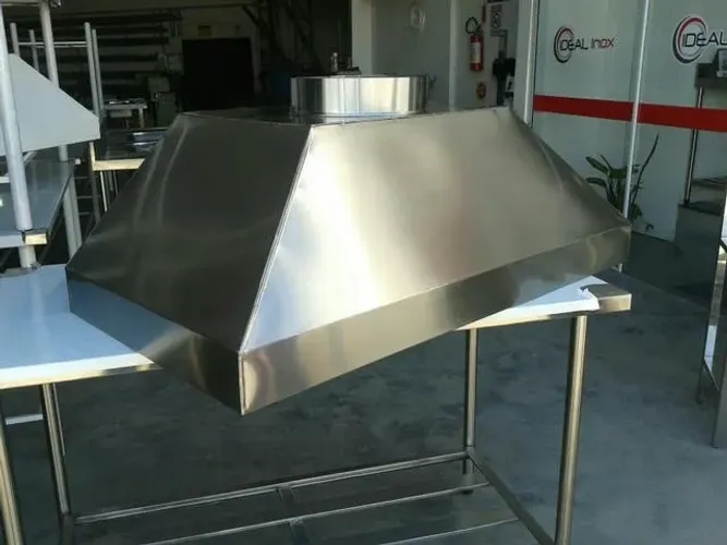 Orçamento de coifa industrial sob medida para sua cozinha - em aço inox 