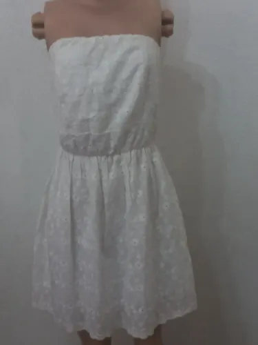 Vestido em laise