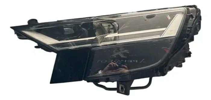 Farol Esquerdo Completo Audi Q8