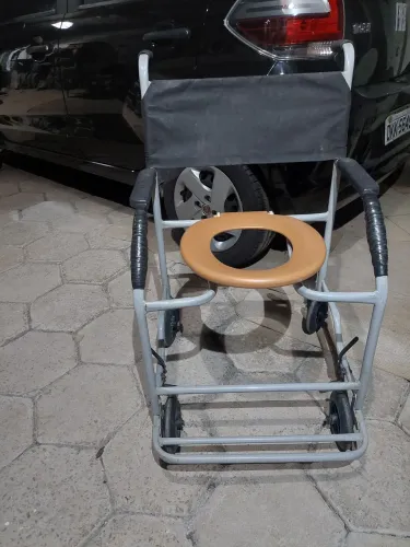 Cadeira de banho obeso 50 cm 250 reais