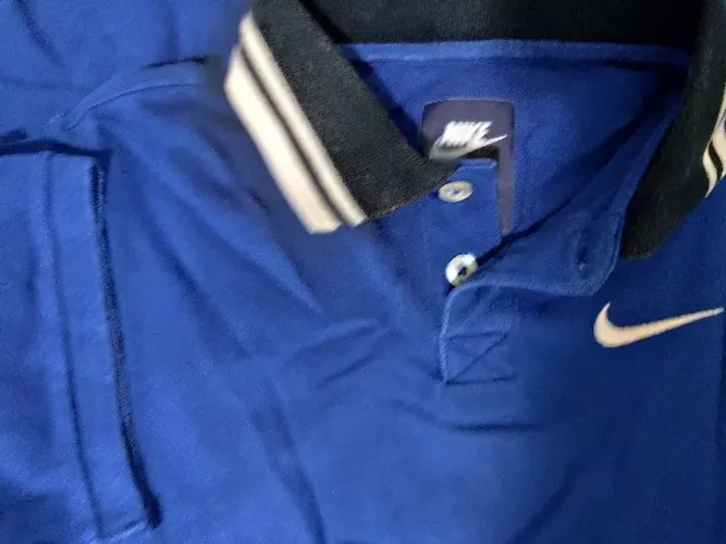 Polos/Camiseta/ Bermuda - usado